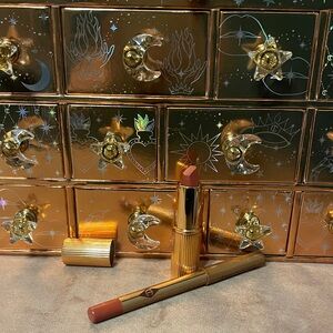 Gold Lipstick and Lip Liner Set